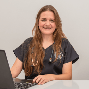 Jacqueline Pessutti - Médica veterinária - Aumivet Centro Veterinário